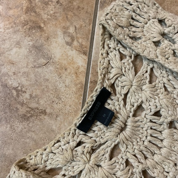 EXPRESS Crochet Vest - Picture 2 of 3
